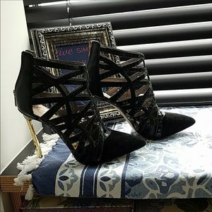 Sam Edelman Sydney Pointed Toe Booties